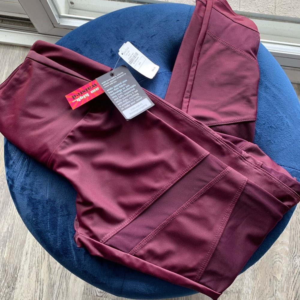 Brand new Onzie Mesh leggings